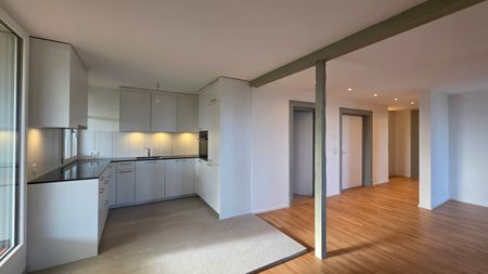 3.5 Zimmer-Dachwohnung 109m2 im 4. OG mit grosser Terrassen 36m2 - Foto 3