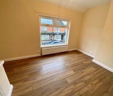 37 Lismain Street, Ravenhill Avenue, Belfast, BT6 8NN - Photo 1
