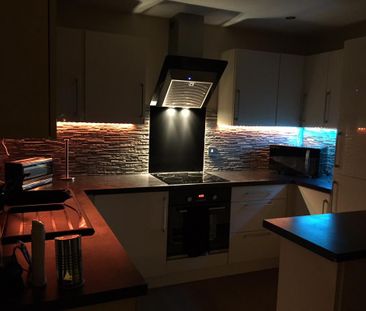 2 bedroom flat to rent - Photo 6