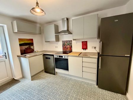 2 bedroom apartment to rent - Photo 5