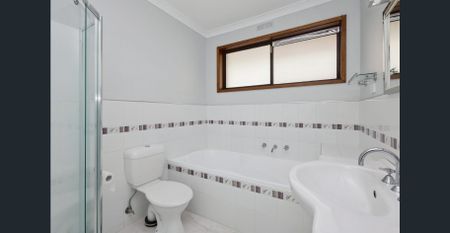 Fresh, Convenient & Move-In Ready in CBD Precinct - Photo 4