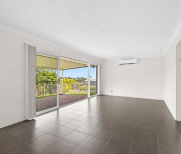 Modern Family Living at 41 Sundew Crescent, Upper Coomera! - Photo 6