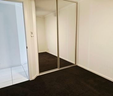 Modern & Convenient Living in Evanston Gardens - Photo 3