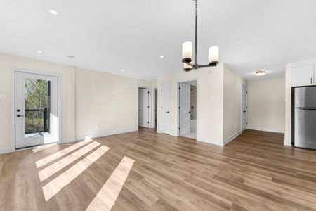 For Lease - 333 Belfort Street Unit# 107, Russell, Ontario - Photo 4