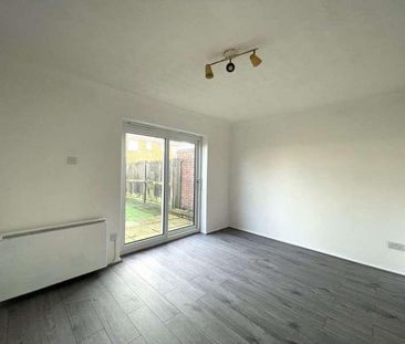 Harrys Way, Wisbech, PE13 - Photo 1