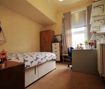 5 bedroom terraced house to rent - Photo 5