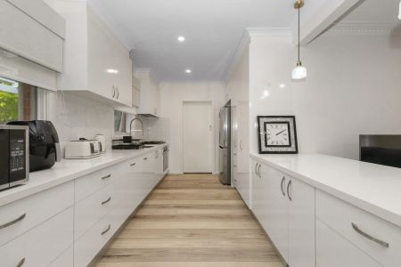 Fantastic Family Home - Photo 4