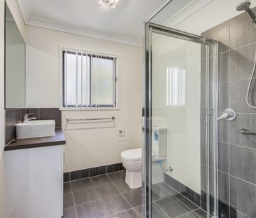 27 Rodney Street, Wynnum West QLD 4178 - Apartment For Rent | Domain - Photo 5