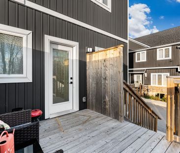 For Lease - 8196 MCLEOD Road Unit# 2 UPPER, Niagara Falls, Ontario - Photo 6