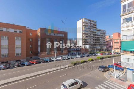 Piso en alquiler en Sta. Marina - Photo 5
