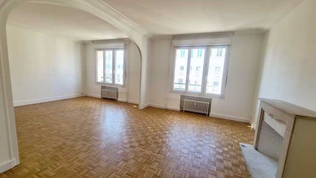 Location Appartement 5 pièces 116m² ORLEANS 45000 - Photo 1