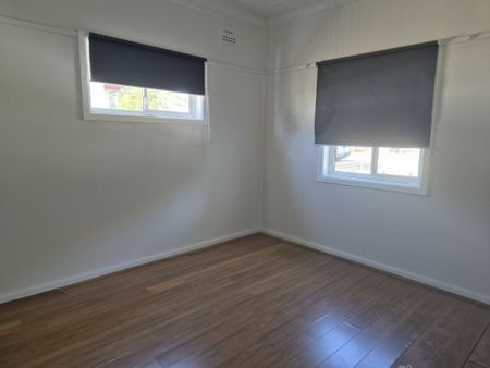 Neat and tidy 2 Bedroom Home - Photo 2