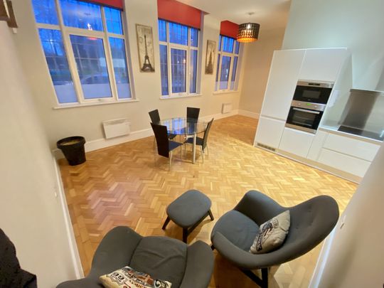 Furness Quay, SALFORD - Photo 1