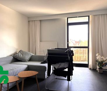 Ruim appartement met 2 slaapkamers op de 2de verdieping met terras. - Photo 5