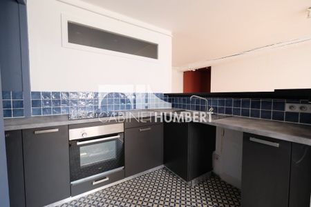 Location Appartement 3 pièces 78m² ST ETIENNE 42000 - Photo 2