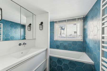 Location Appartement de luxe Paris 8 5 Pièces 155 m² - Photo 4