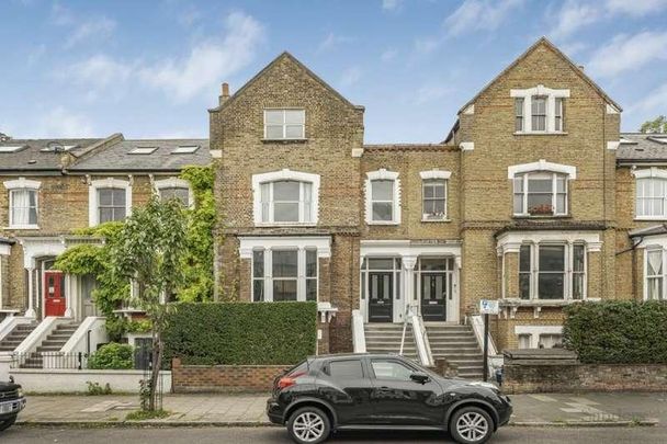 Sandringham Road, Hackney, London, E8 - Photo 1