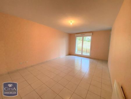 Location Appartement 2 pièces 47m² FLERS 61100 - Photo 3