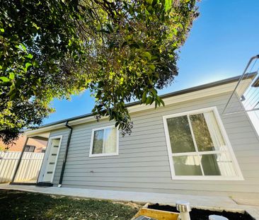 NEAR NEW 2 BEDROOM GRANNY-FLAT - Photo 6