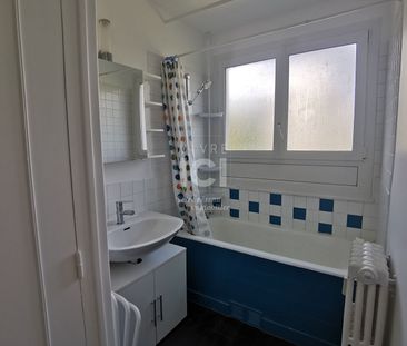 Location Appartement 4 pièces 70m² - Photo 6