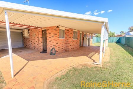 9 Crick Street, Dubbo, NSW 2830 - Photo 5