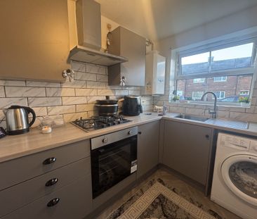 Coldbeck Drive, Bradford, Buttershaw - Photo 4