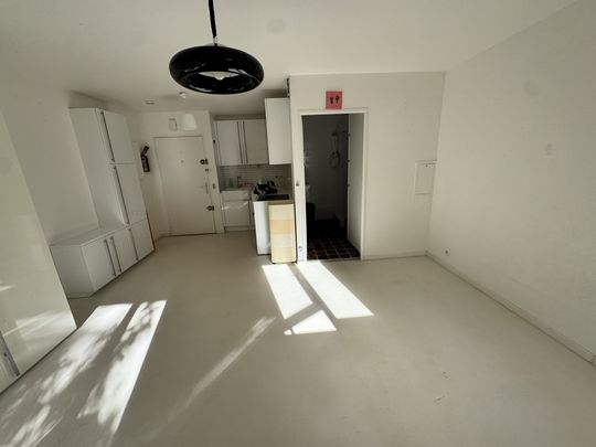Location Appartement 1 pièce 28m² DEUIL LA BARRE 95170 - Photo 1