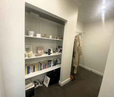 Gem on Oriental! - Photo 6