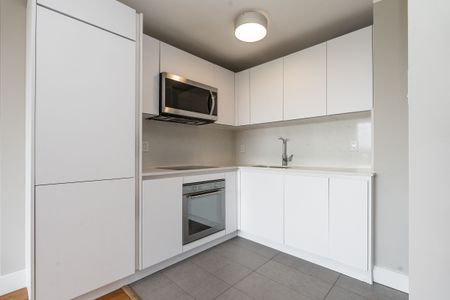 800 Richmond Street West - Photo 4