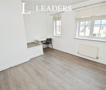 3 bedroom detached house to rent - Photo 3