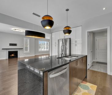 For Lease - 1275 Raspberry Terrace, Milton, Ontario - Photo 2