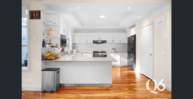 Stunning & Spacious Family Home for Rent in Exclusive Springlake Estate! - Photo 1