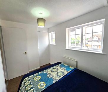 Nickelby Close, London - Photo 3