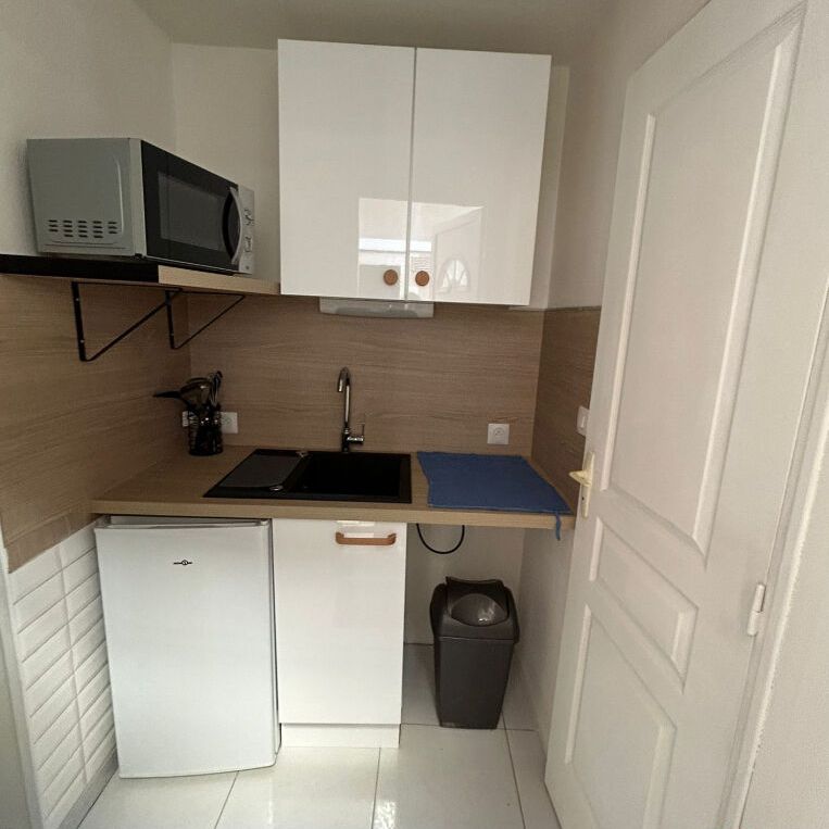 Appartement Compiegne 1 pièce(s), - Photo 1