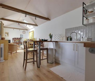 1 bedroom link detached house to rent - Photo 1