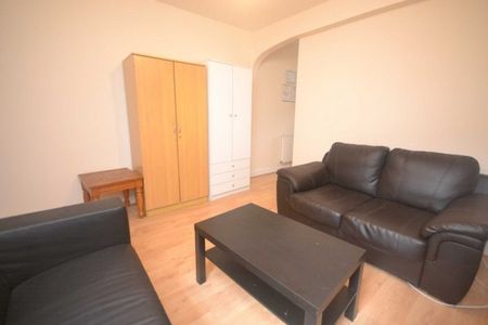 6 Bed - Swainstone Road, Reading - Photo 2