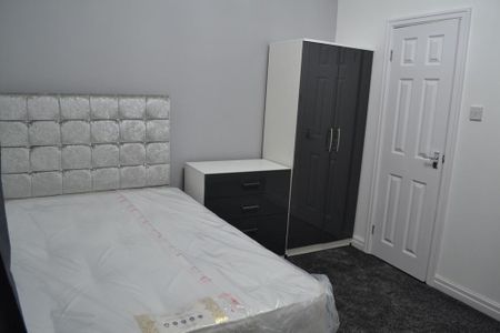 6 bedroom house to rent - Photo 5