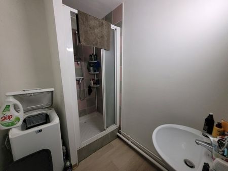 Location Appartement 3 pièces 60m² MAING 59233 - Photo 5