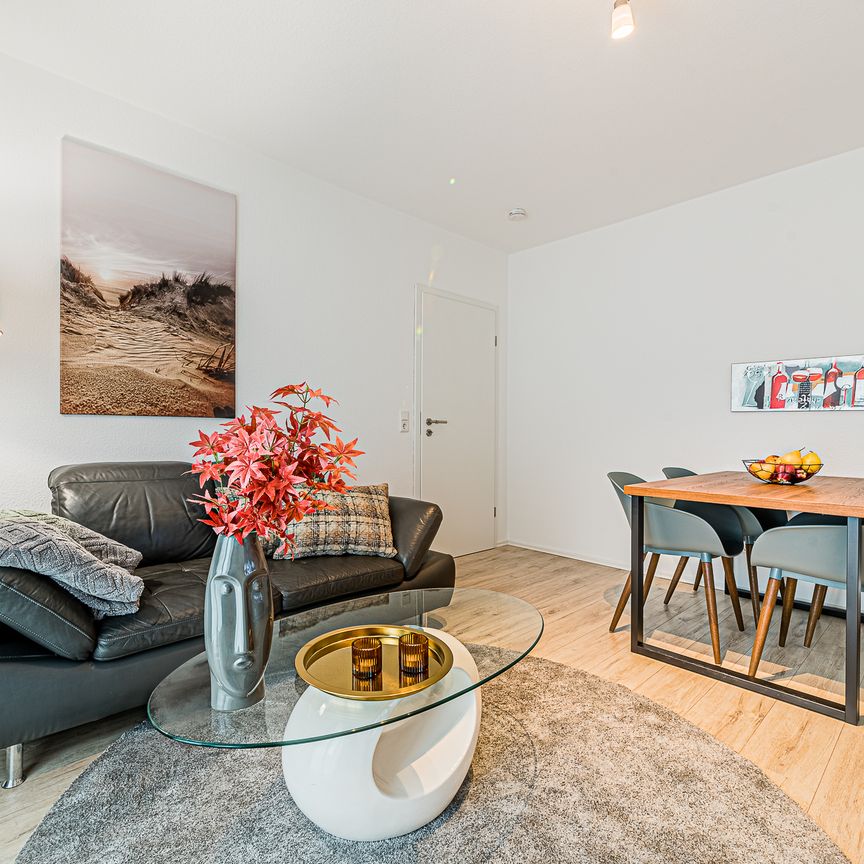 City-Residence: Modern möblierte 3-Zi.-Wohnung mit Balkon in F-Eschersheim - Photo 1