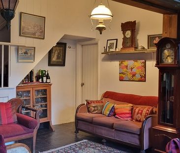 2-bedroom shared house / townhouse, Mackinnon pde - Photo 4