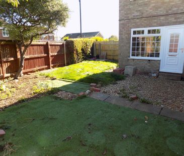 2 bedroom terraced house to rent - Photo 2