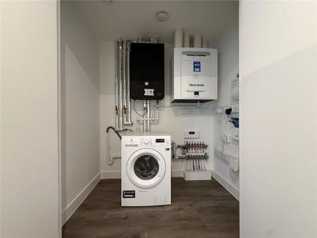 3 bedroom apartment to rent - Photo 2