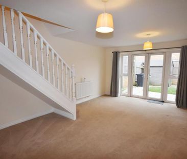 2 bedroom terraced house to rent - Photo 2
