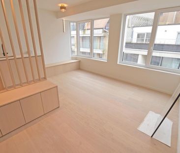 Prachtig gerenoveerd éénslaapkamerappartement in hartje Zoute op enkele passen van het Albertplein! - Foto 5