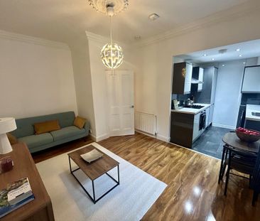 2 bedroom flat to rent - Photo 4