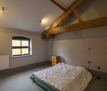 3 bedroom apartment to rent - Photo 4