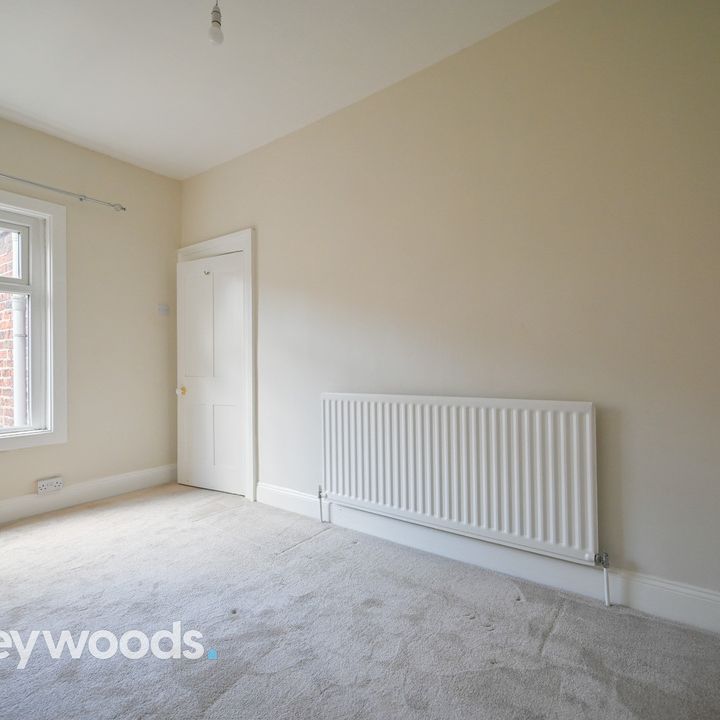 3 bed terraced house to rent in Richmond Street, Penkhull, Stoke-on-Trent - Photo 1