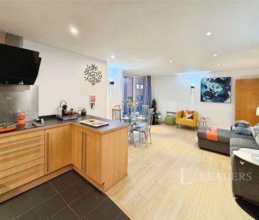 2 bedroom apartment to rent Channel Way, Southampton, SO14 - Photo 3