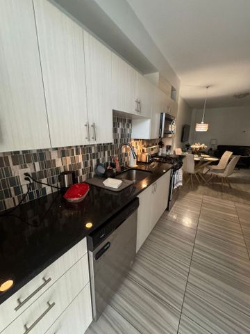 105 Amaya, Ottawa, ON K2A 3X7 - Photo 4