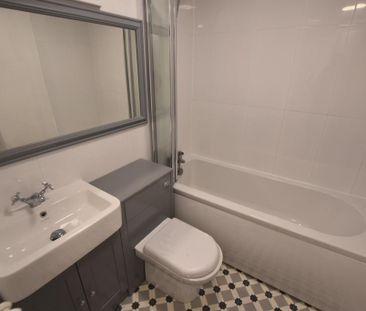 1 bedroom ground floor flat to rent - Photo 4